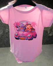 Body bébé STITCH manches courtes taille 9-12 mois Personnalisé prénom au choix.