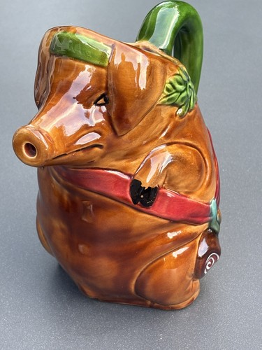 Ancien pichet zoomorphe cochon