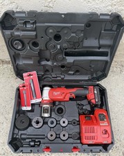 Emporte Pièce Hydraulique M18 HKP  Milwaukee