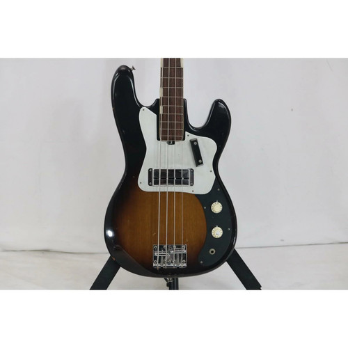 Guitare basse électrique
