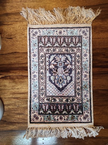 Prayer mat silk - ,, tunisian
