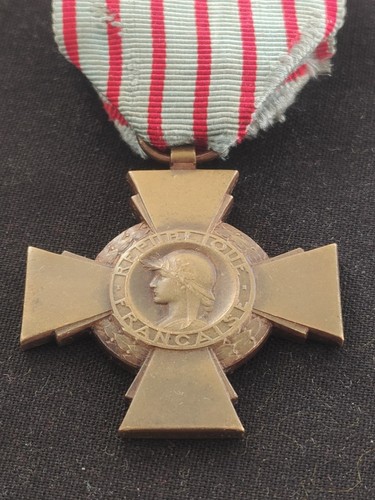Belle médaille croix - belle, du