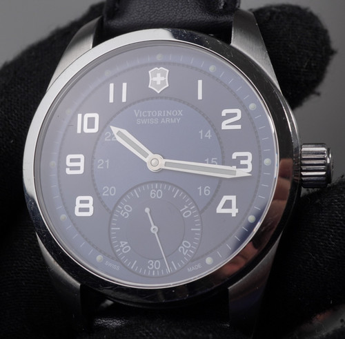 Victorinox swiss army - victorinox,