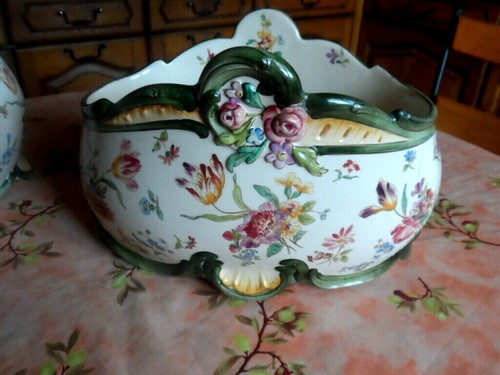 Cache pot terre - cache,