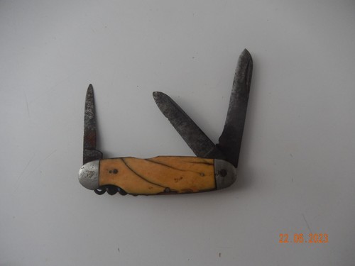 Beau rare petit canif - et,