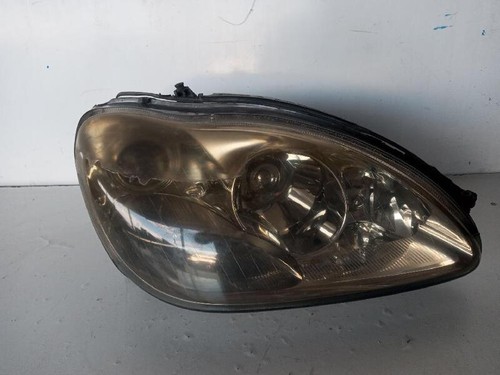 A2208260891kz phare droit - phare,