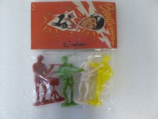 4 Figurines PVC Emirober