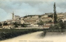 convoyeur de Nontron à Angoulème 1904 sur cpa de Angoulême - carte pailletée