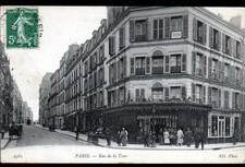 PARIS (XVI°) VELO TRIPORTEUR aux COMMERCES BOUCHERIE & CREMERIE , Rue DE LA TOUR