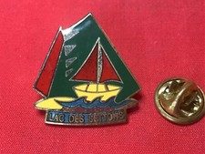 pins LAC des SETTONS egf parc naturel du Morvan Nievre bateau BOURGOGNE FRANCE