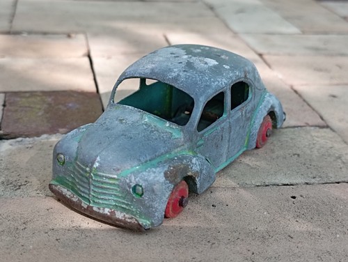Voiture ancienne renault 4cv - ancienne,