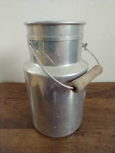 Joli pot lait - lait, en