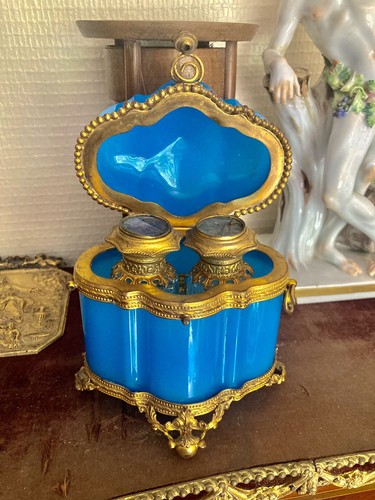 Blue opaline box - opaline,