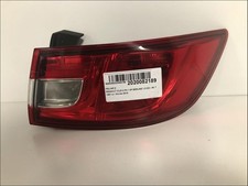 Feu arriere principal droit