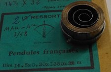 1 RESSORT POUR PENDULE