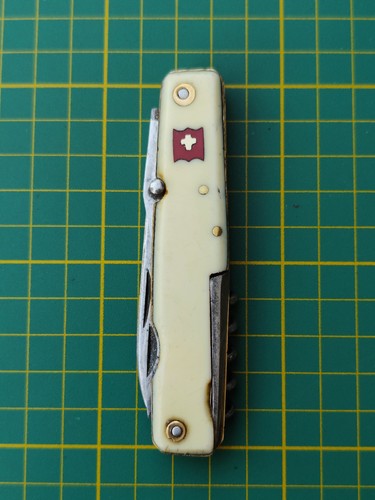 Couteau pliant