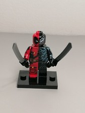 Deadpool minifigure From