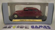 VOITURE D'EXCEPTION 1/43 PEUGEOT 402 BERLINE 1939 - ATLAS