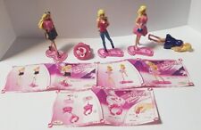 KINDER série BARBIE  3 bpz , manque un socle