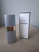 CHANEL N°19 EAU DE TOILETTE