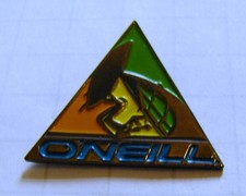 pin's PLANCHE A VOILE O'NEILL WIND SURF WINDSURF WINDSURFING vintage pin