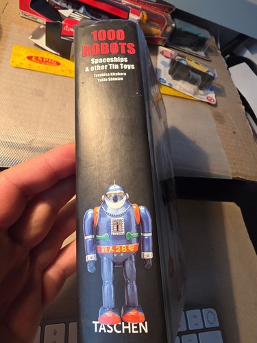 1000 robots spaceships other - spaceships, &