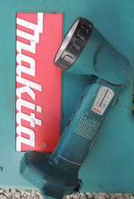 Makita Lampe torche 14.4v