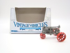 ERTL - TRACTEUR McCORMICK