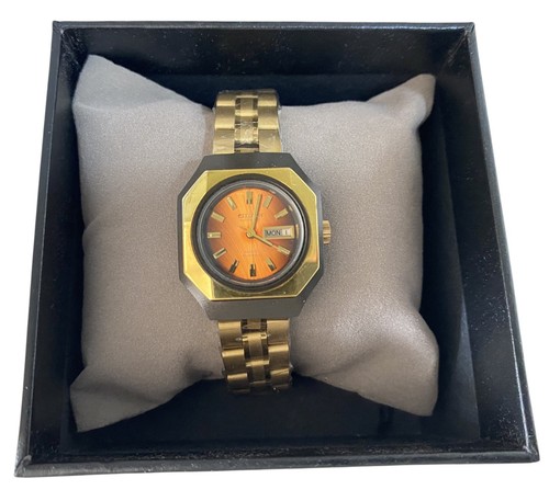 Montre pour femme vintage