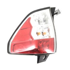 Feu arrière droit - Subaru