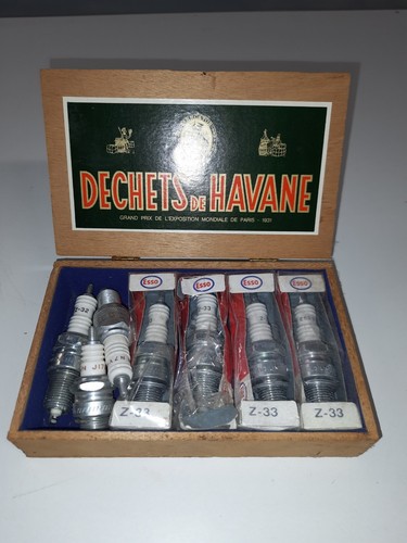Lot bougies neuves esso z33 - neuves,