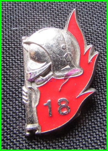 Pin thème pompiers un - pin's,