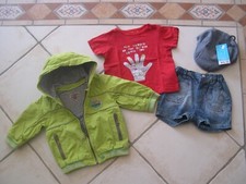 Superbe tenue d'été 4 pièces 12 mois dont catimini et casquette neuve !