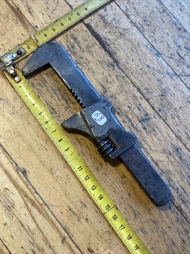 Old tool outil - old,