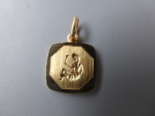 petite médaille neuve signe