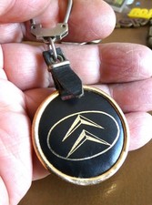 Ancien porte clé Automobile