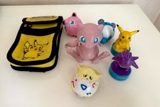 Ensemble Figurines et Gameboy