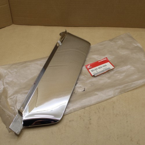 Couvercle droit radiateur - couvercle,