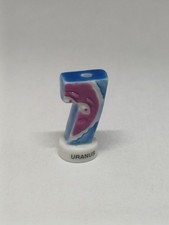 (O) Fève Les Chiffres Planètes - 2004 - " 7 " Uranus