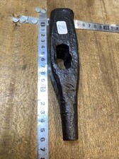 n° 2 outil ancien, marteau de