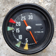 compte tours jaeger électronique avec pattes de fixations