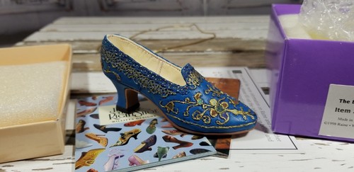 Just the right shoe - the, raine