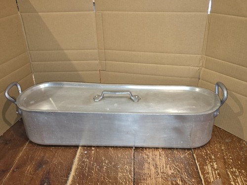 Poissonniere saumoniere - poissonniere,