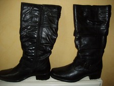 BOTTES FEMME CUIR NOIR  TAILLE POINTURE 39   NEUVES