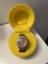 SUPERBE MONTRE ROLAND GARROS PERRIER VILLAGE 2002 *****