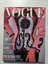 Magazine mode fashion VOGUE