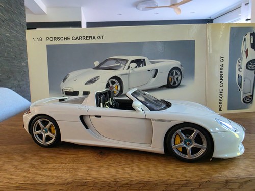 Autoart diecast 78045 - autoart, 1/18