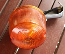 ANCIEN CABOCHON MALY  858 avec patte de fixation complet PEUGEOT