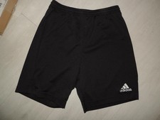 short adidas taille M