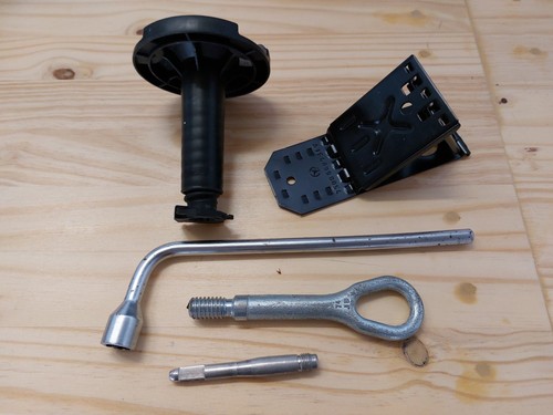 Kit outillage roue secours - outillage,